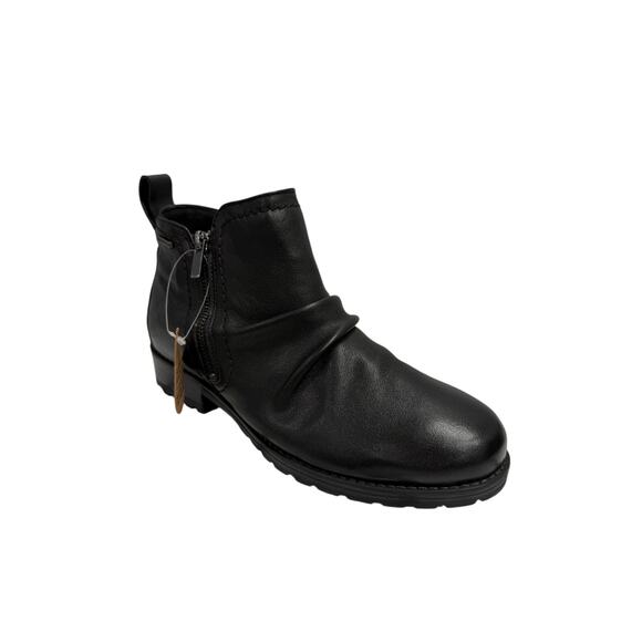 Clarks Women’s ankle Boot Water proof bootie Size 9 NEW # Box M670 - Picture 6 of 9